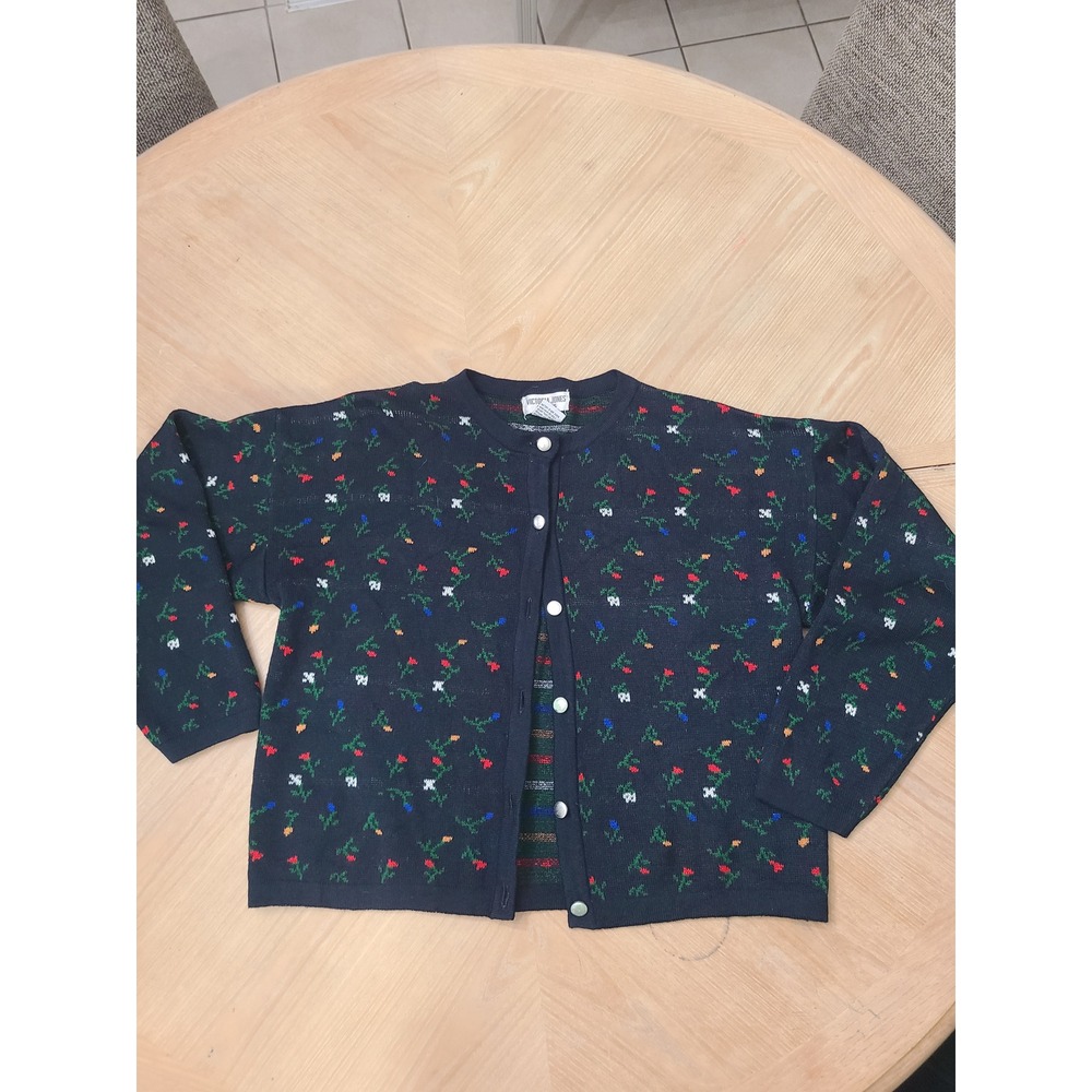 Victoria Jones Cardigan Women PL Black Floral Knit Good Vintage Button Front